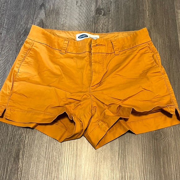 Old Navy Pants - Old navy everyday short
